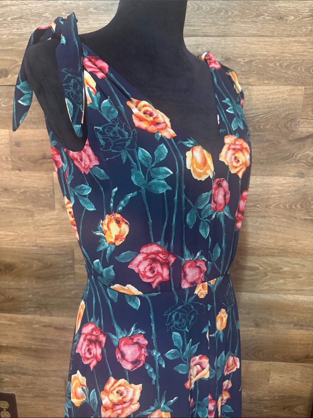 Betsey Johnson NWT vintage navy with pink and orange roses 6 rare
